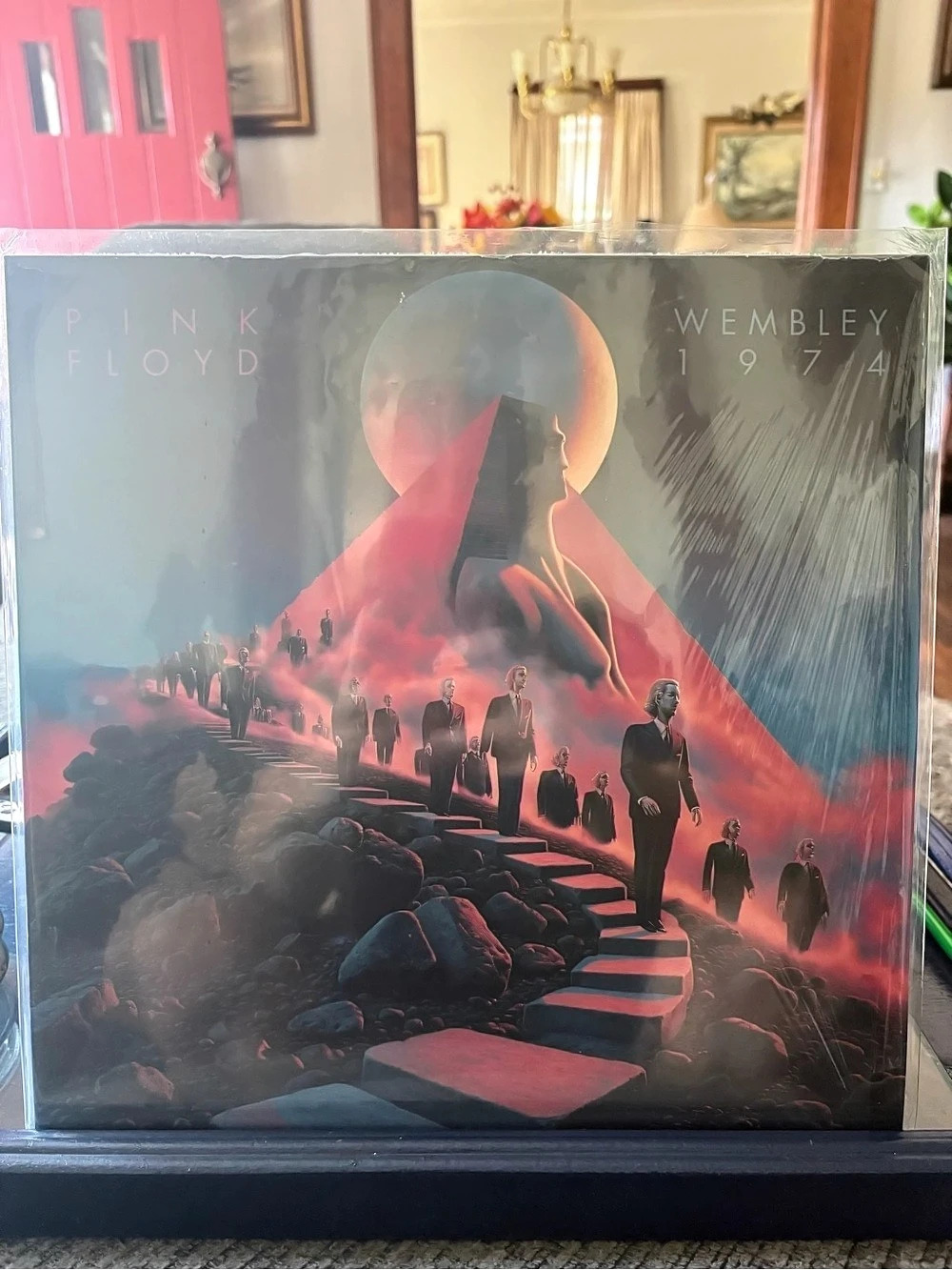 Pink Floyd The Dark Side Of The Moon - Live At Wembley Empire Pool, London, 1974